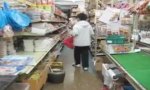 Movie : Rumpelstilzchen beim Einkaufen erwischt
